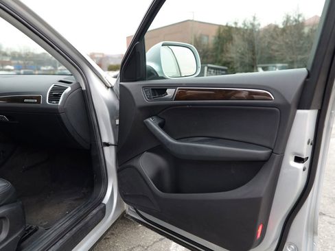 Used 2013 Audi Q5 2.0T Premium image 22