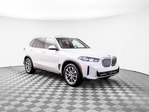Used 2026 BMW X5 xDrive40i image 8