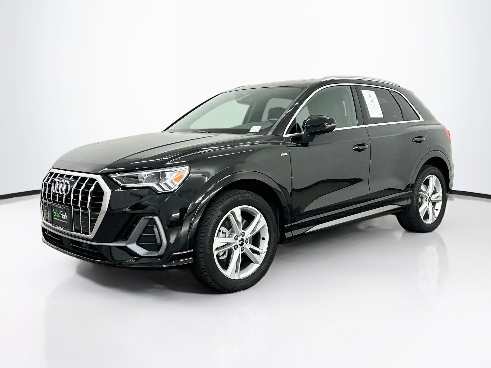 Used 2023 Audi Q3 2.0T Premium Plus w/ Premium Plus Package AWD/4WD image 3