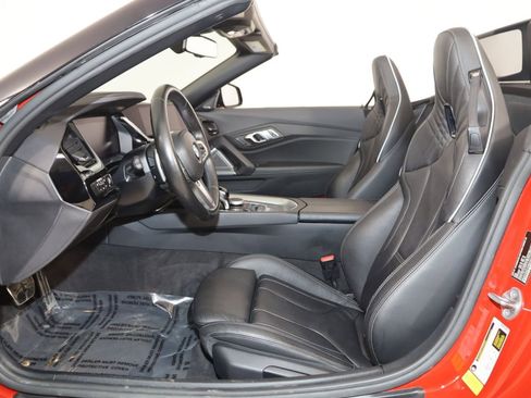 Used 2022 BMW Z4 M40i w/ Premium Package RWD image 11