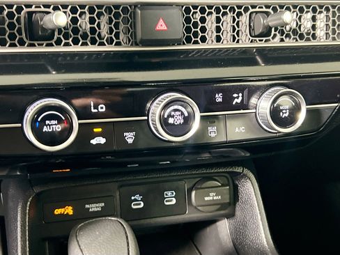Used 2025 Honda Civic LX image 26