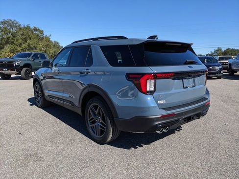 New 2026 Ford Explorer ST w/ Sun And Sound Package image 6