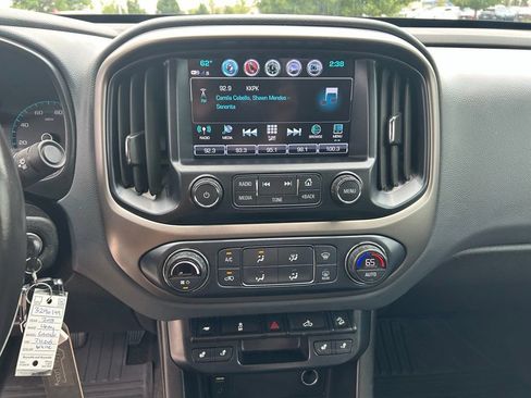 Used 2018 Chevrolet Colorado Z71 AWD/4WD image 21