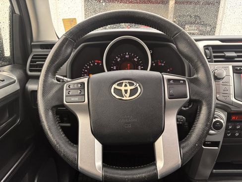 Used 2013 Toyota 4Runner Limited image 4