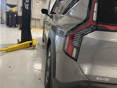 Certified 2024 Kia EV9 Wind