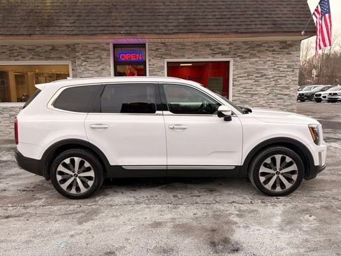 Used 2022 Kia Telluride S image 4