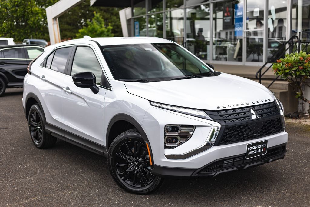 New 2026 Mitsubishi Eclipse Cross LE AWD/4WD image 2