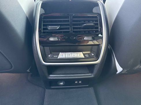 Used 2026 BMW X5 xDrive40i w/ Climate Comfort Package AWD/4WD image 11
