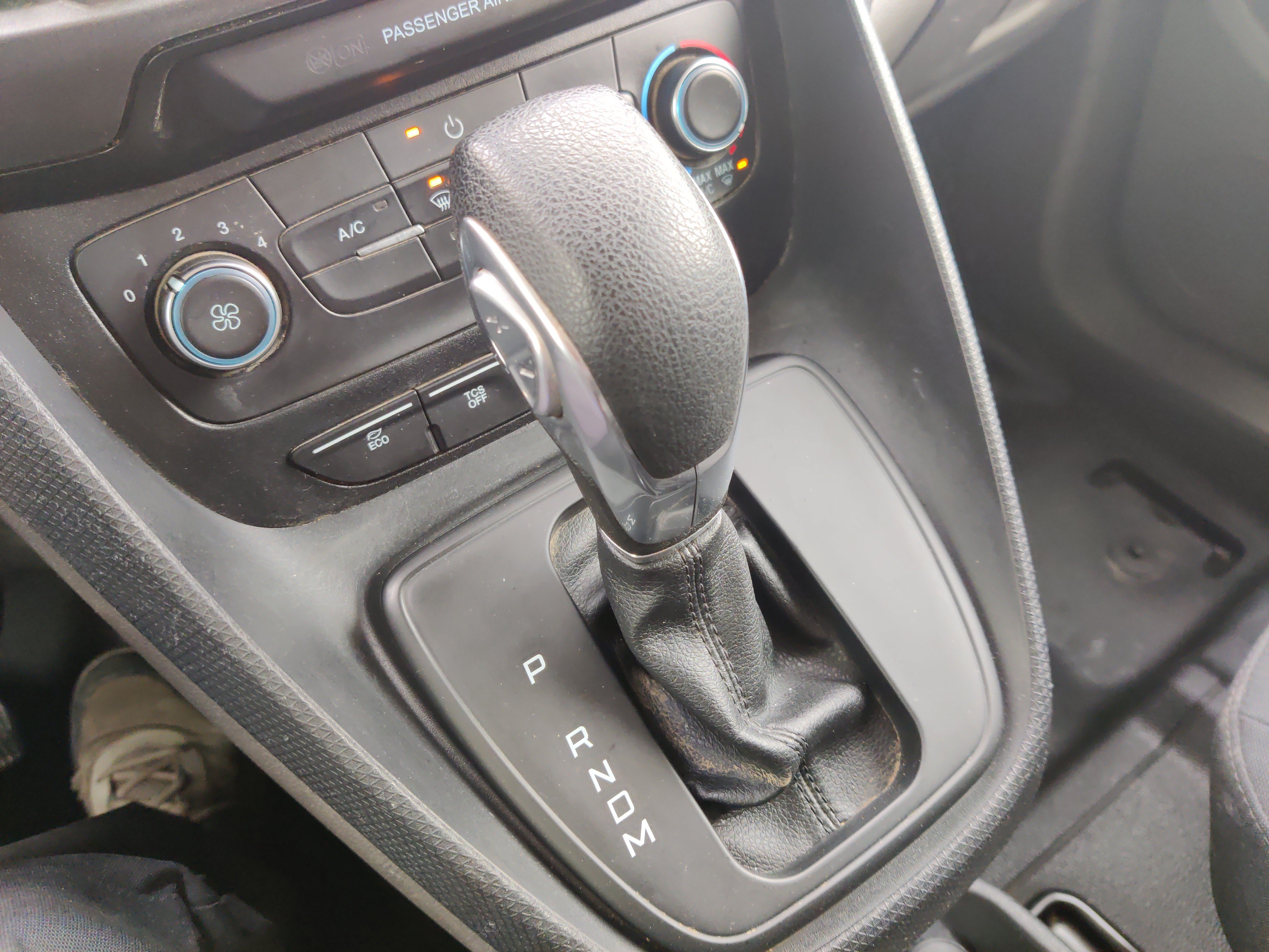 Used 2022 Ford Transit Connect XL FWD image 21