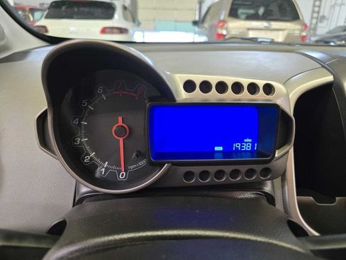 Used 2014 Chevrolet Sonic LT w/ Wheels and Fog Lamp Package FWD image 4