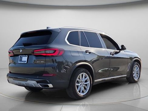 Used 2022 BMW X5 xDrive40i w/ Parking Assistance Package AWD/4WD image 7