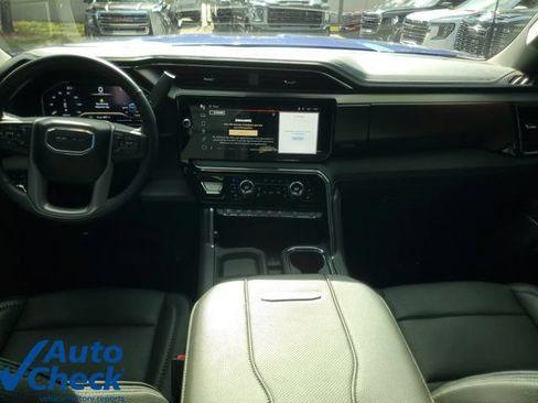 Certified 2025 GMC Sierra 2500 Denali w/ Denali Reserve Package AWD/4WD image 12