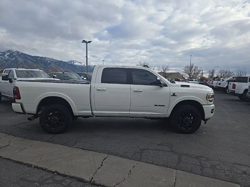 Used 2022 RAM 2500 Laramie w/ Night Edition image 4
