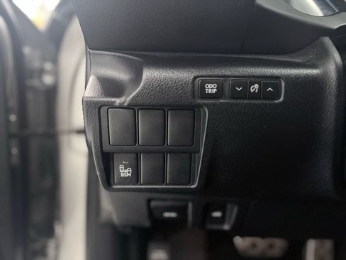 Used 2016 Lexus IS 200t w/ F Sport Package RWD image 27