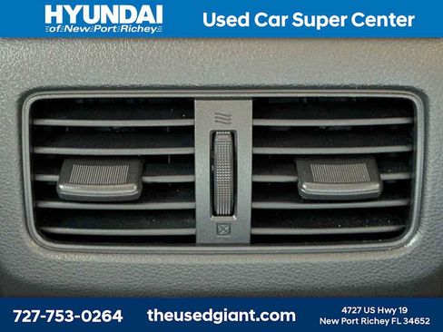 Used 2025 Nissan Rogue SL image 17