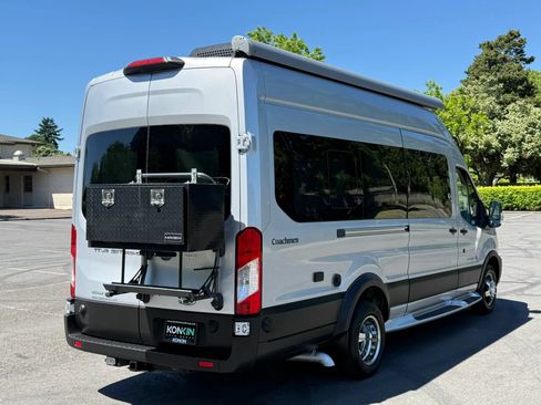 Used 2019 Ford Transit 350 XLT RWD image 6