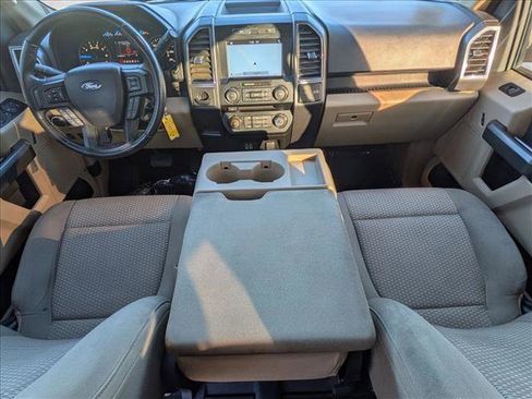 Used 2017 Ford F150 XLT w/ Equipment Group 302A Luxury image 16