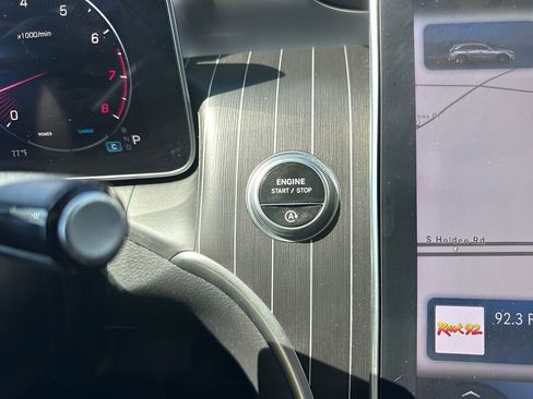 Used 2023 Mercedes-Benz GLC 300 4MATIC image 22