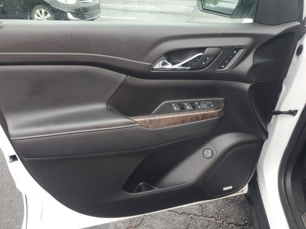Used 2023 GMC Acadia Denali FWD image 21