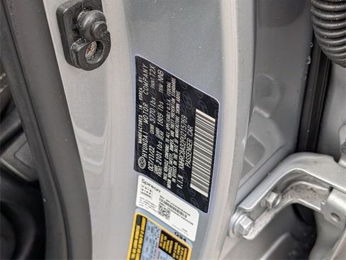 Used 2023 Hyundai Venue SEL w/ Cargo Package image 17