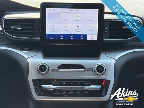 Used 2022 Ford Explorer XLT w/ Equipment Group 202A image 23