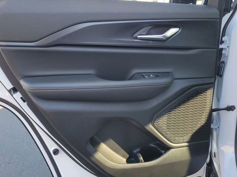 New 2025 Jeep Grand Cherokee Laredo image 14