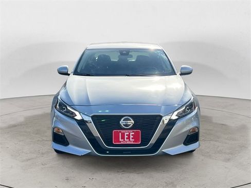 Used 2022 Nissan Altima 2.5 SV image 8