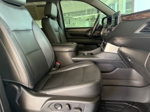 Used 2021 Chevrolet Tahoe Z71 w/ Z71 Signature Package AWD/4WD image 36
