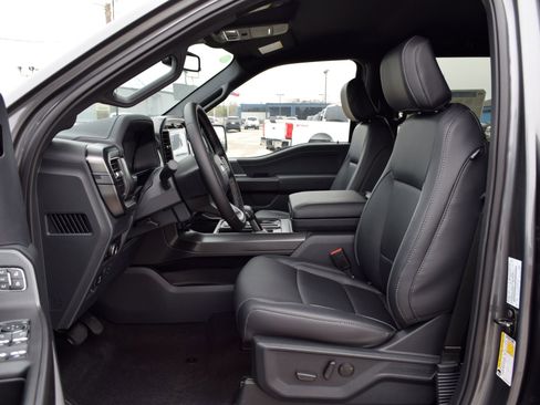 New 2025 Ford F150 Lariat w/ Equipment Group 501A Mid image 18