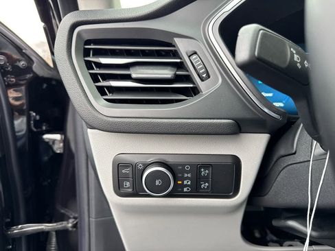 New 2026 Ford Escape Platinum image 11