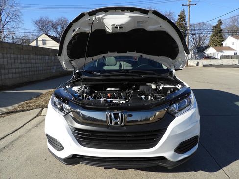 Used 2020 Honda HR-V LX image 43