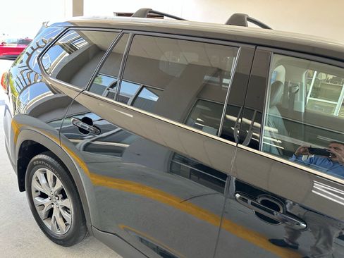 Used 2024 Toyota Grand Highlander Limited image 11