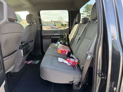 Used 2020 Ford F150 XLT w/ XTR Package image 9