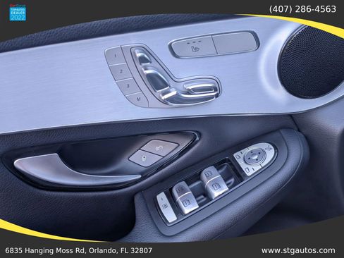 Used 2017 Mercedes-Benz GLC 300 4MATIC image 11