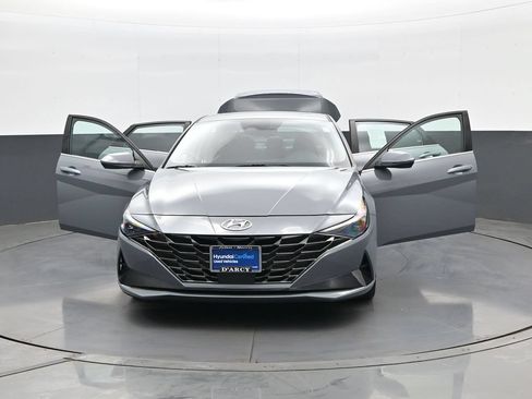 Certified 2021 Hyundai Elantra Limited FWD image 45