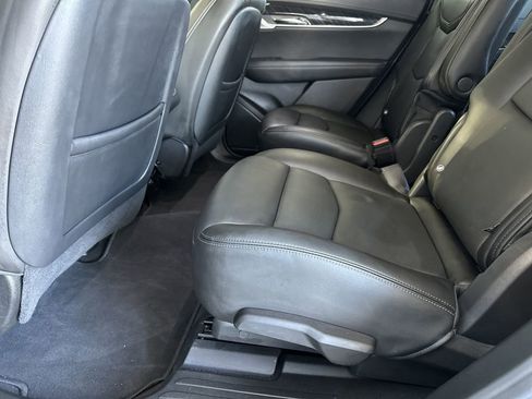Certified 2025 Cadillac XT6 Premium Luxury image 31