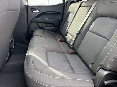 Used 2019 Chevrolet Colorado LT w/ LT Convenience Package image 11