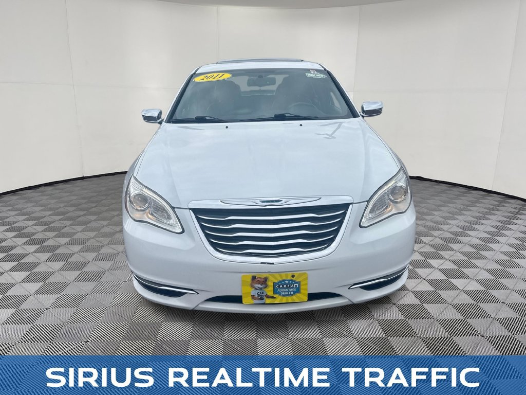 Used 2011 Chrysler 200 Limited FWD image 9