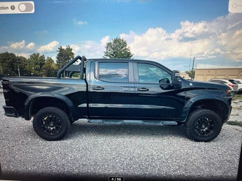 Used 2019 Chevrolet Silverado 1500 RST AWD/4WD image 2