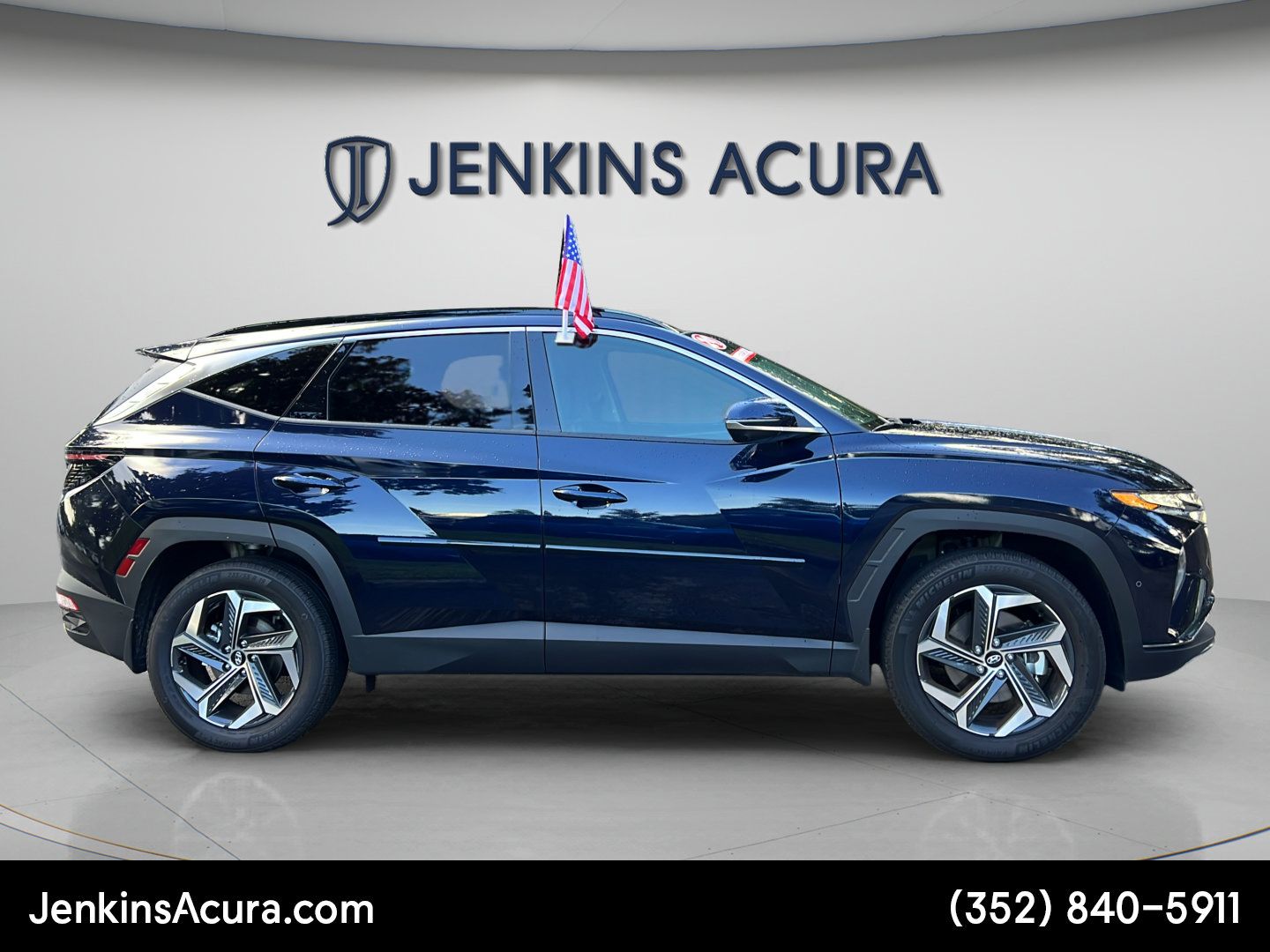 Used 2024 Hyundai Tucson Limited AWD/4WD image 2