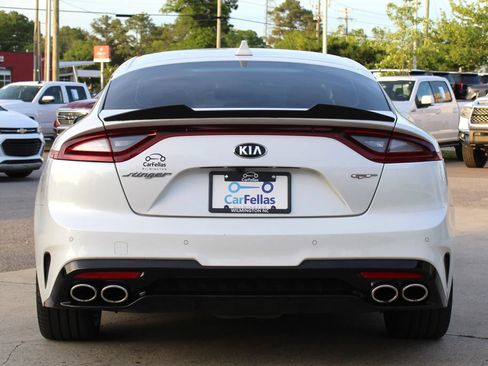Used 2018 Kia Stinger GT2 RWD image 4