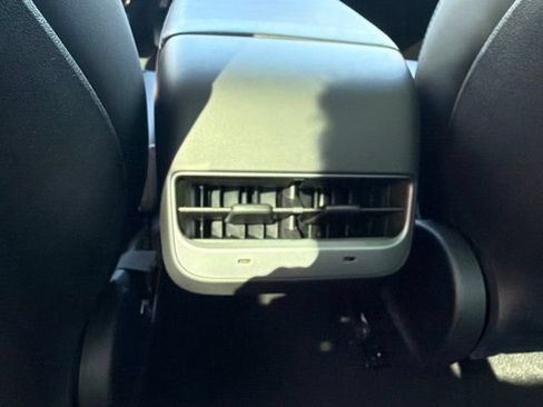 Used 2023 Tesla Model 3 Standard Range RWD image 29