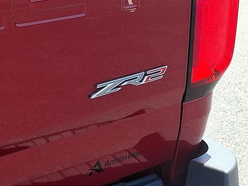 Used 2021 Chevrolet Colorado ZR2 w/ ZR2 Dusk Special Edition AWD/4WD image 34