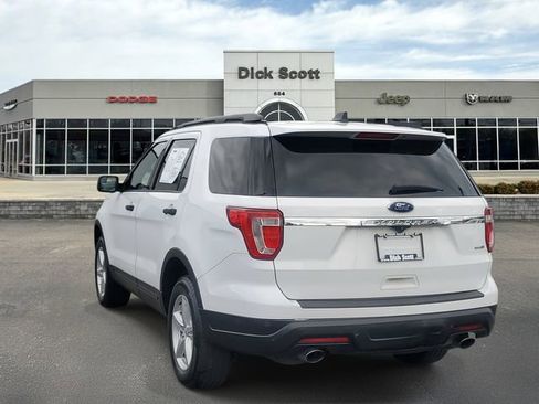 Used 2018 Ford Explorer Base image 3