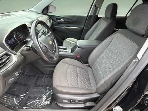 Used 2022 Chevrolet Equinox LT FWD image 18