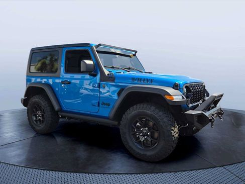 Used 2025 Jeep Wrangler Sport AWD/4WD image 1
