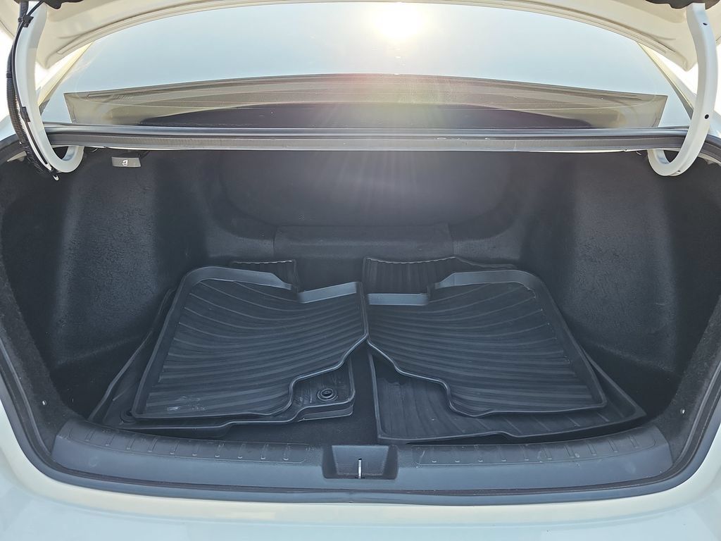 Used 2022 Honda Civic Sport image 28