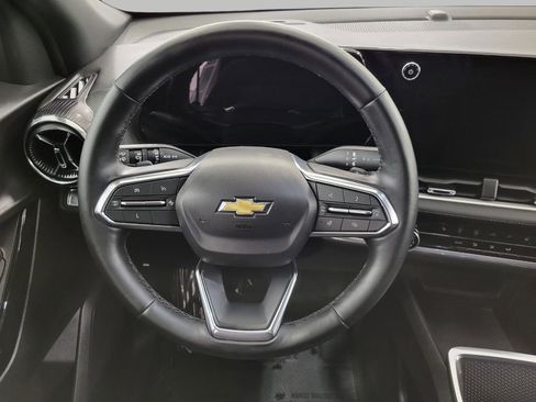 Used 2025 Chevrolet Equinox LT image 5