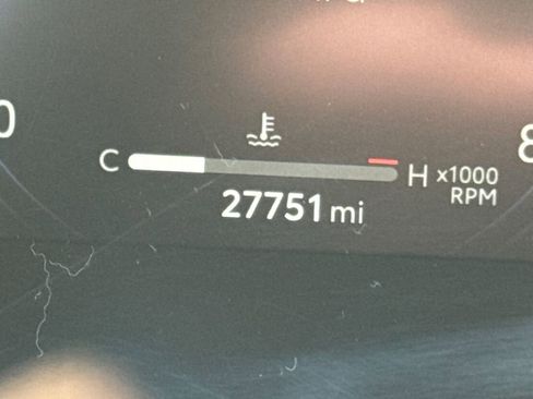 Used 2023 Toyota Highlander Limited image 19