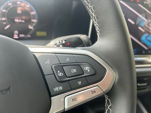 New 2026 Volkswagen Tiguan SE AWD/4WD image 22
